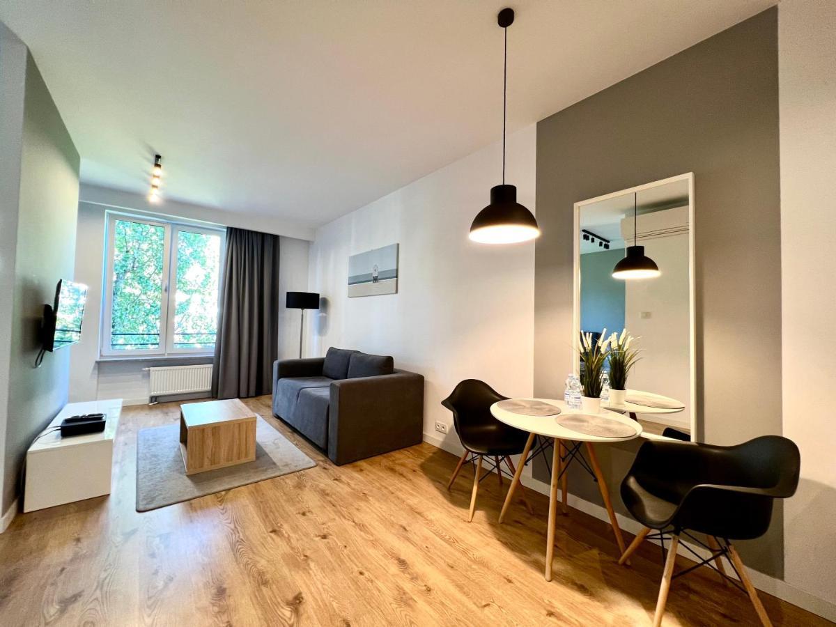 K22 Large Apart Slawinska 509 바르샤바 외부 사진